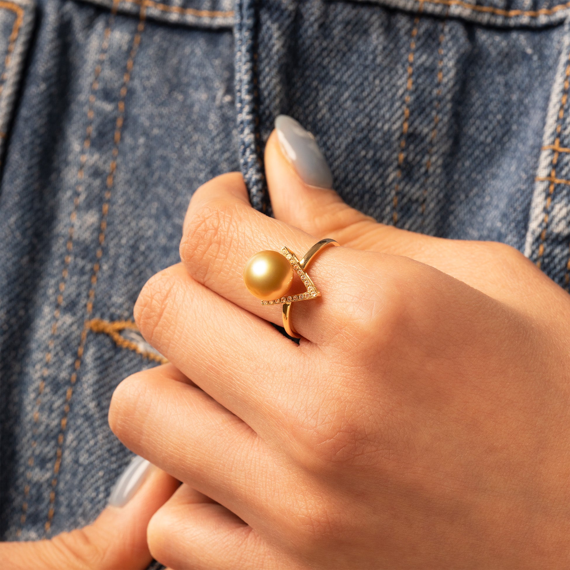 Viv Pearl Ring